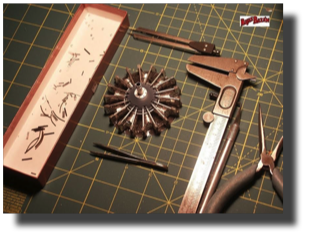 Vought OS2U Kingfisher. Engine under construction. Scratch built in metal by Rojas Bazán. 1:15 scale. Vought OS2U Kingfisher. Engine under construction. Scratch built in metal by Rojas Bazán. 1:15 scale.